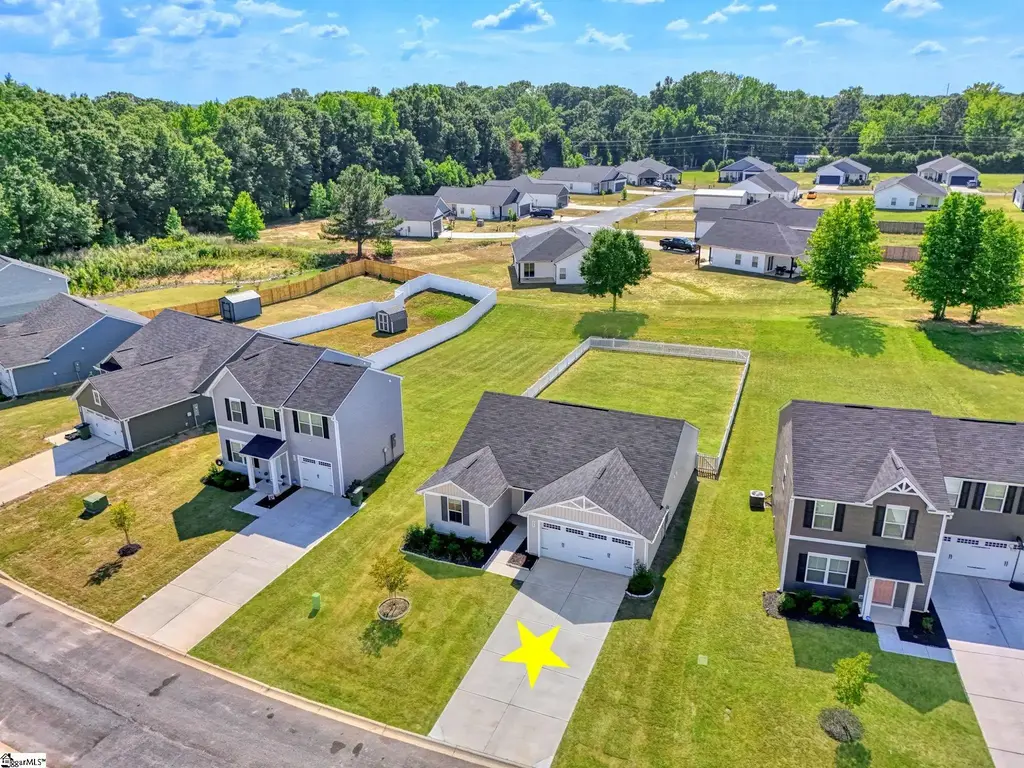 220 Highland Station Drive, Clinton