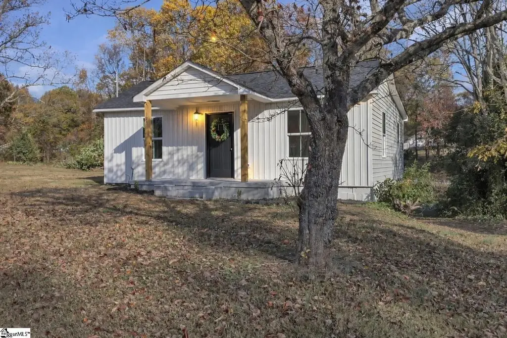 125 Circle Drive, Greer