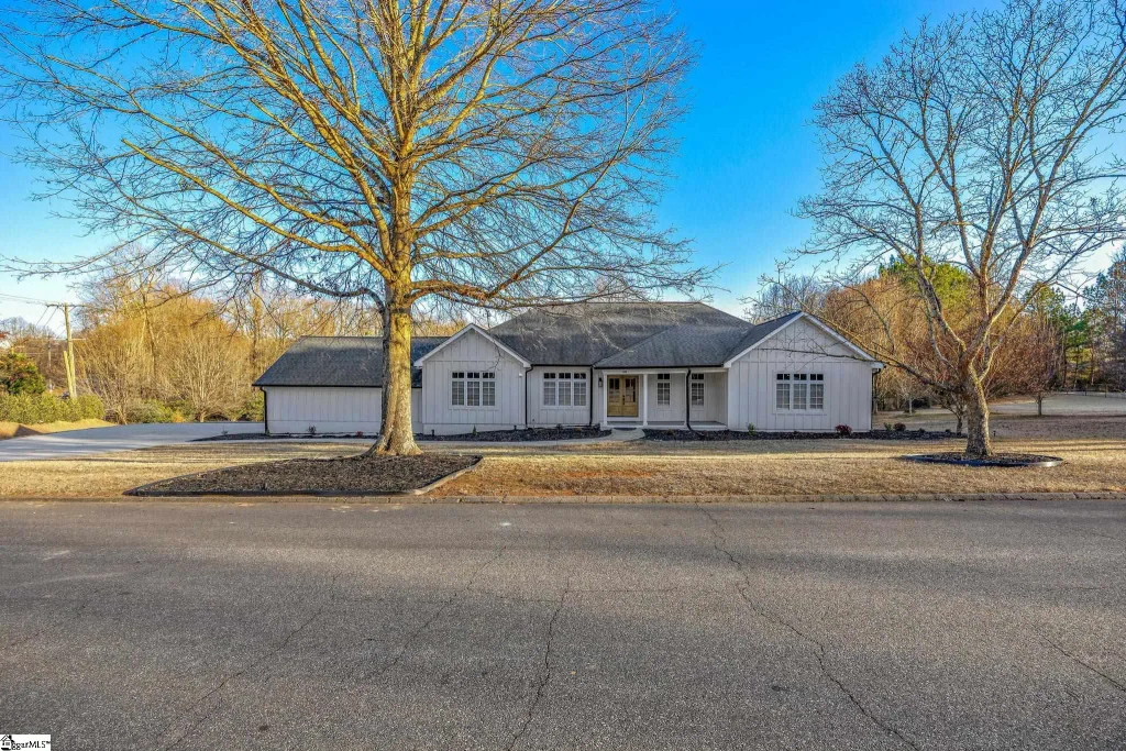 1 Sweetbriar Court, Greer