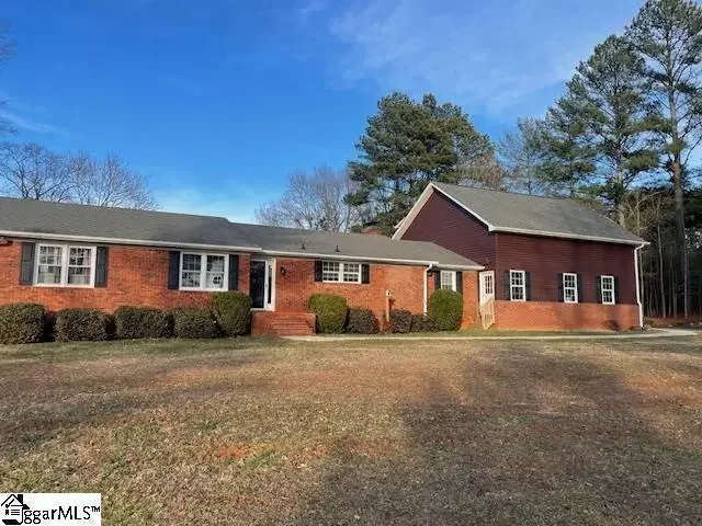 6122 Locust Hill Road, Travelers Rest