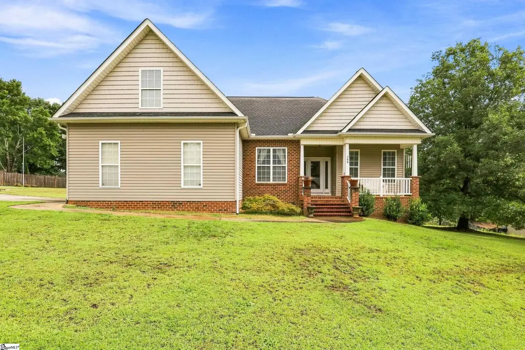 608 Mandeville Drive, Boiling Springs