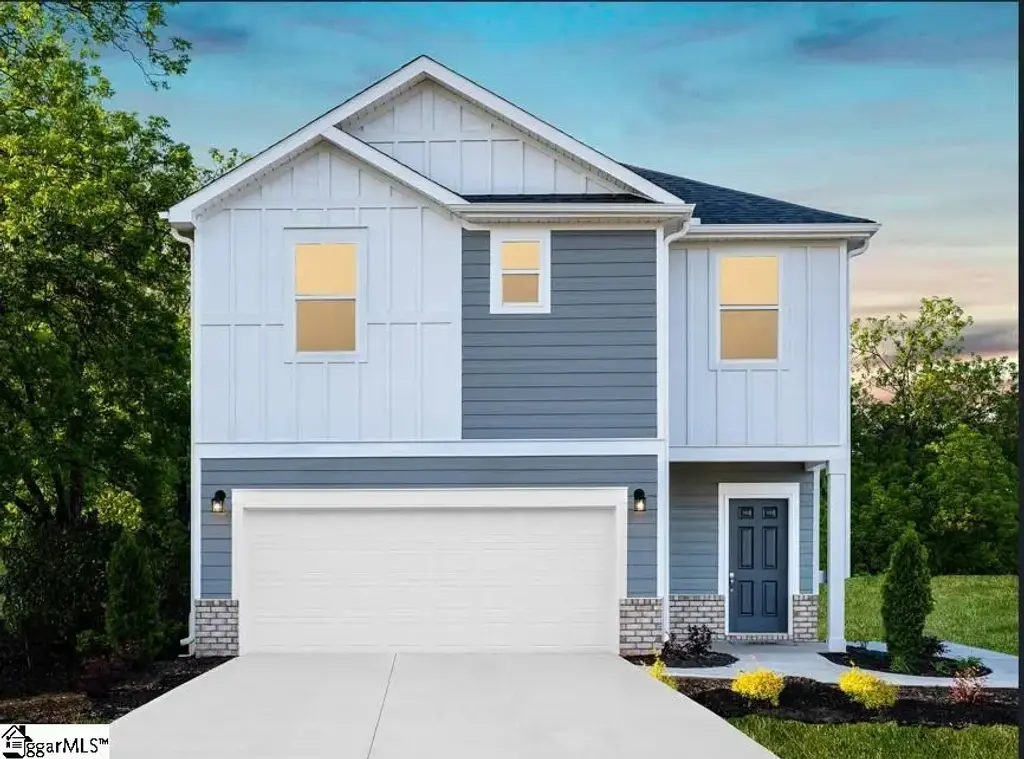 102 Gallatin Lane, Gray Court