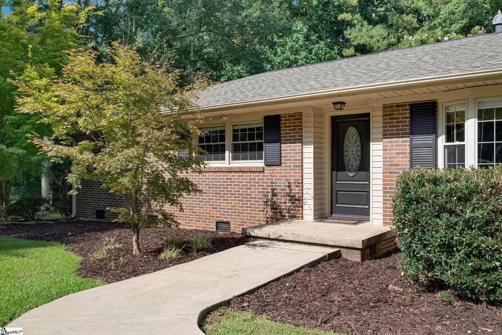 900 Cricket Lane, Anderson