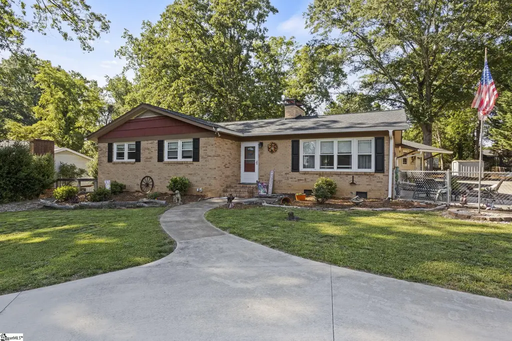 111 Forestdale Drive, Taylors