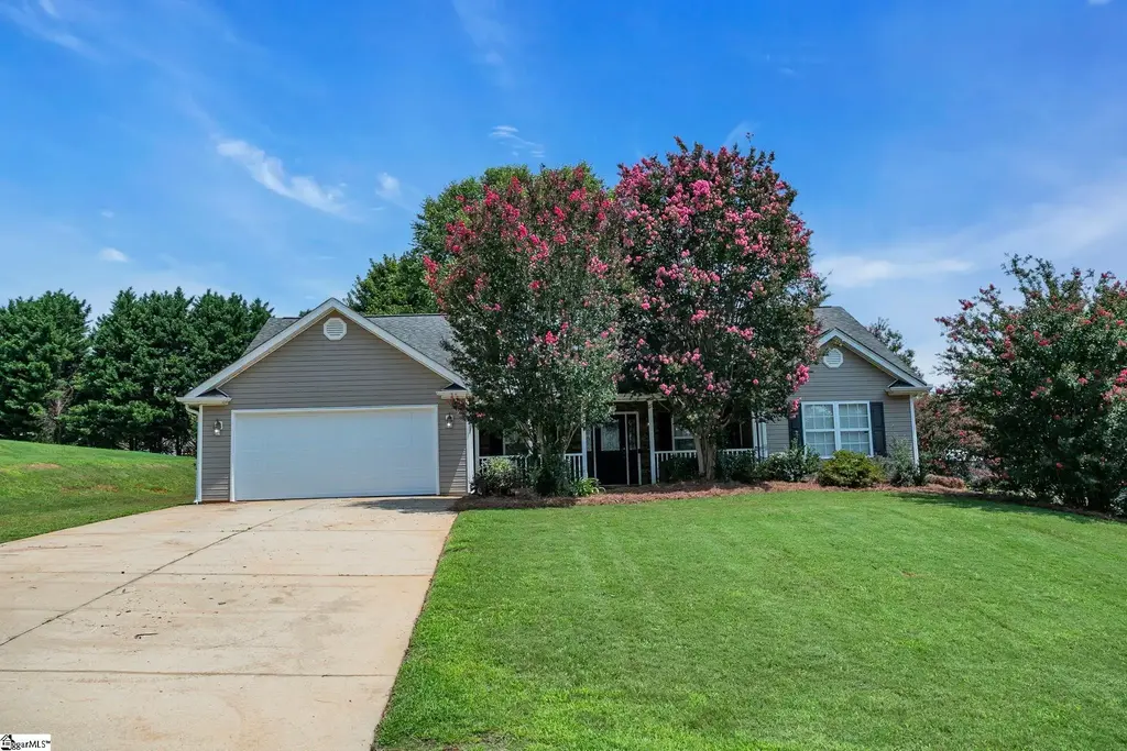 9 Gratiot Lane, Greer
