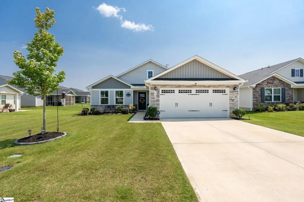 1064 Rev Robert Reid Street, Reidville