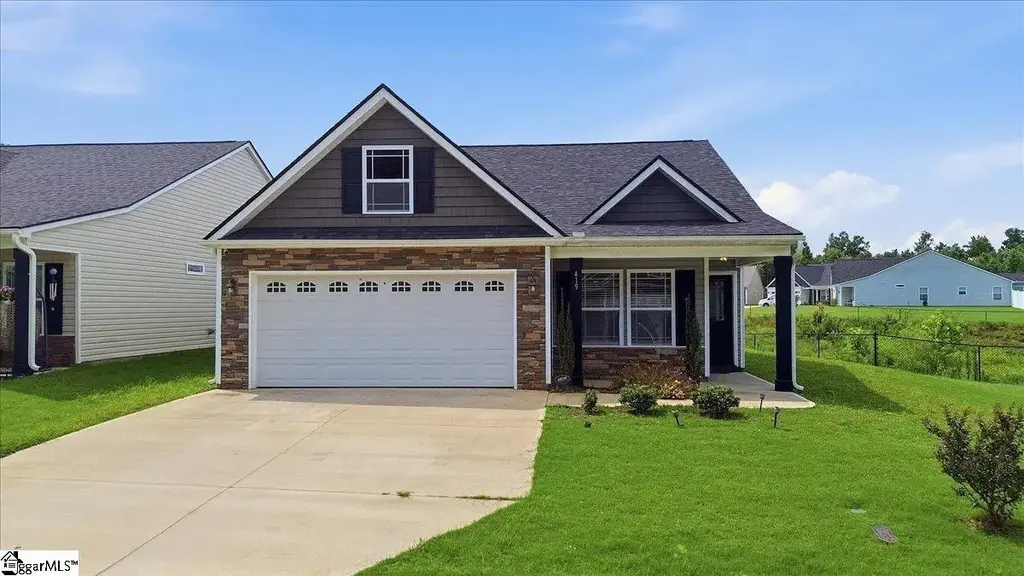 419 Bud Farmer Place, Inman