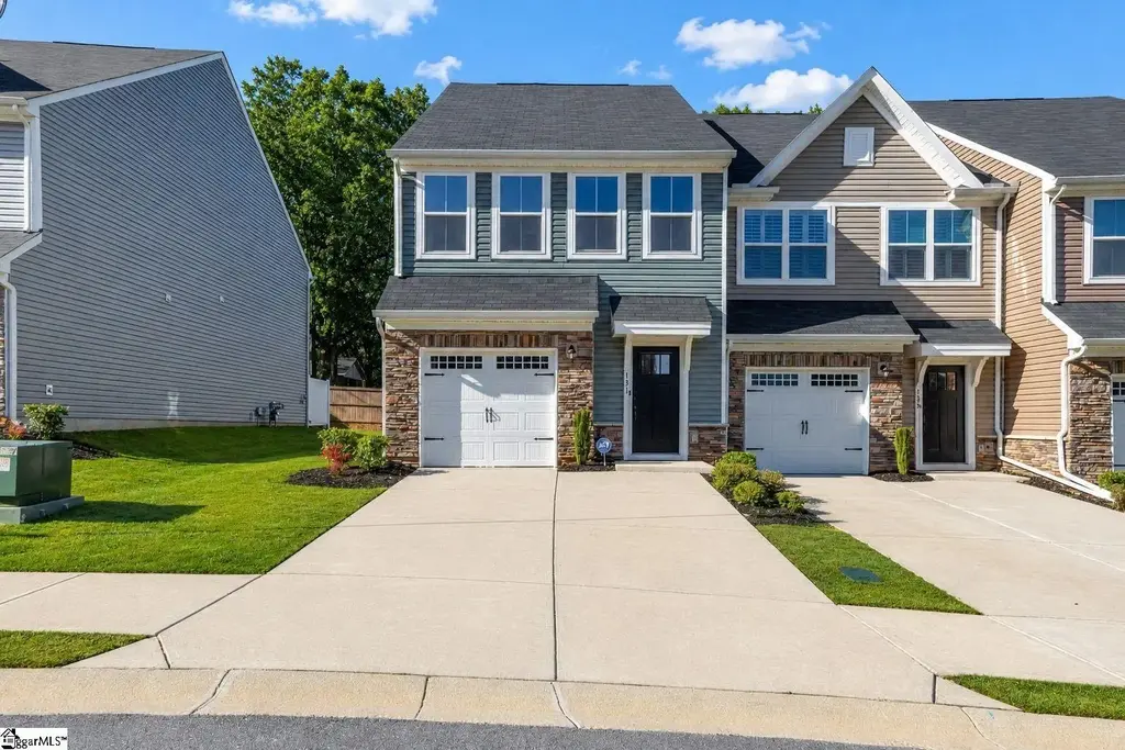 131 Marthawood Lane, Greer