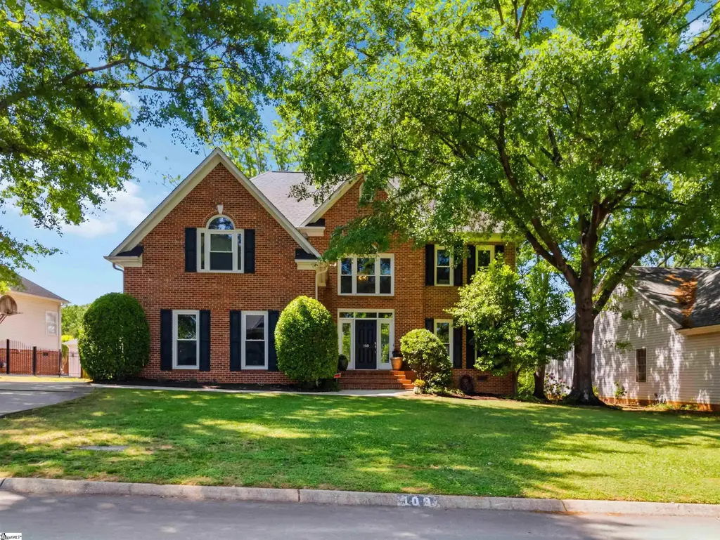 109 E Hypericum Lane, Greenville