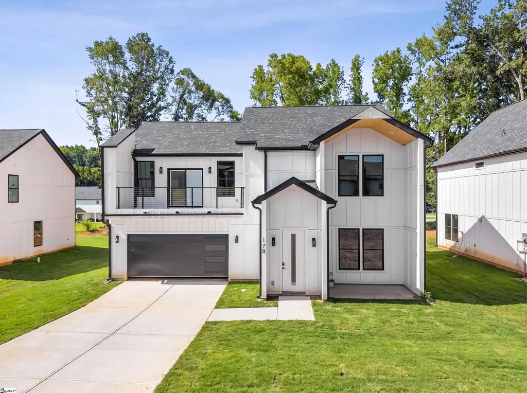 178 Buncombe Street, Woodruff