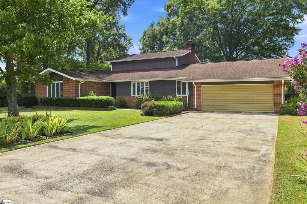 2901 Echo Trail, Anderson