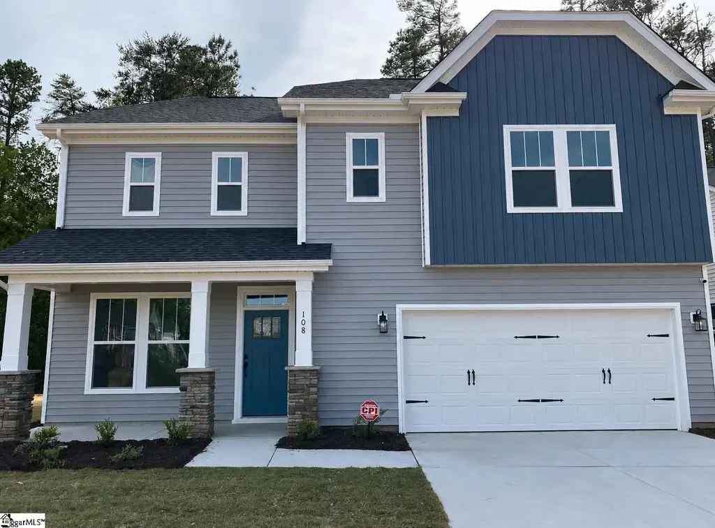 108 Amadahy Lane, Travelers Rest