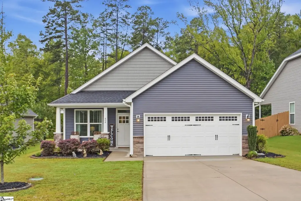 404 Ansel Woods Lane, Greer