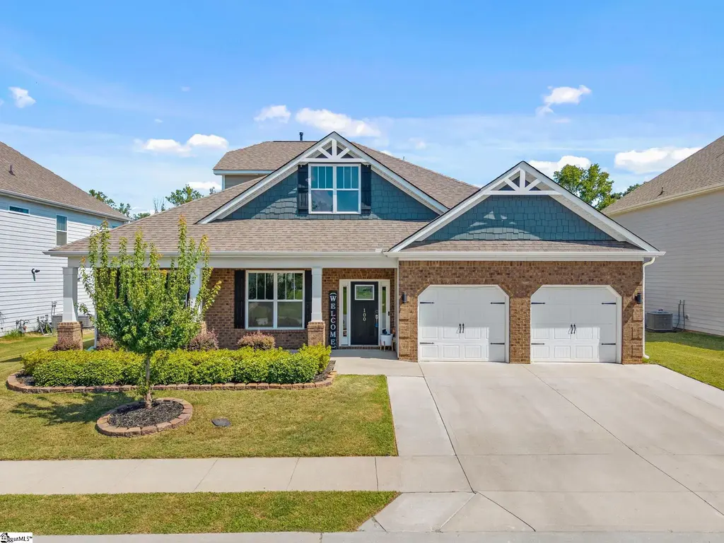 100 General Store Way, Greer