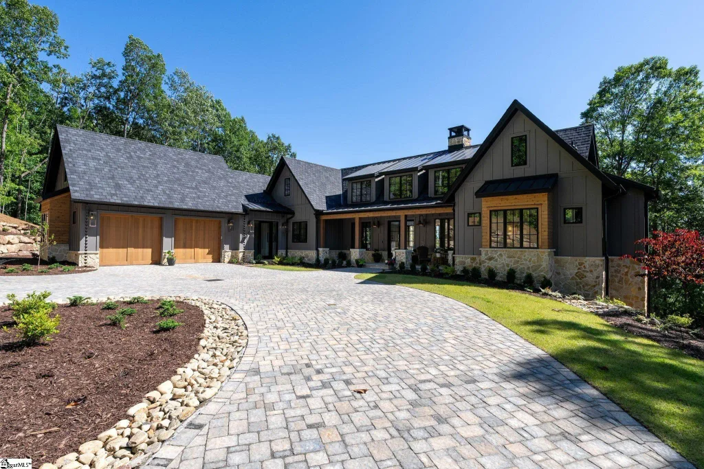 189 Crowne Hill Way, Marietta