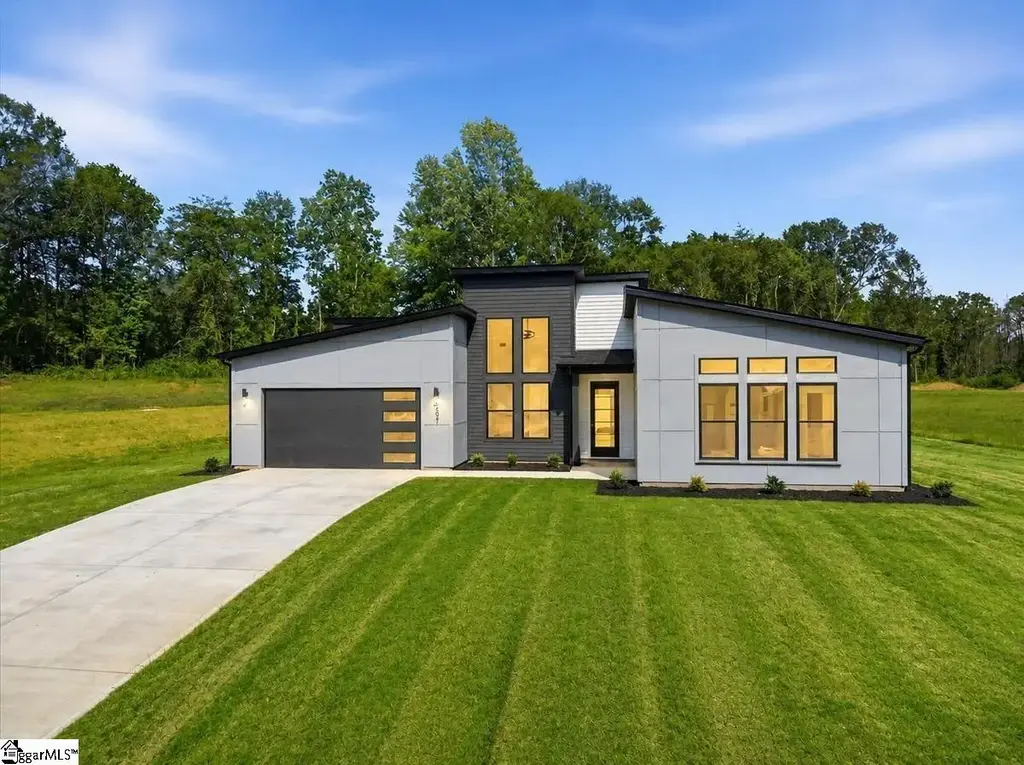 2021 Blessed Drive, Inman