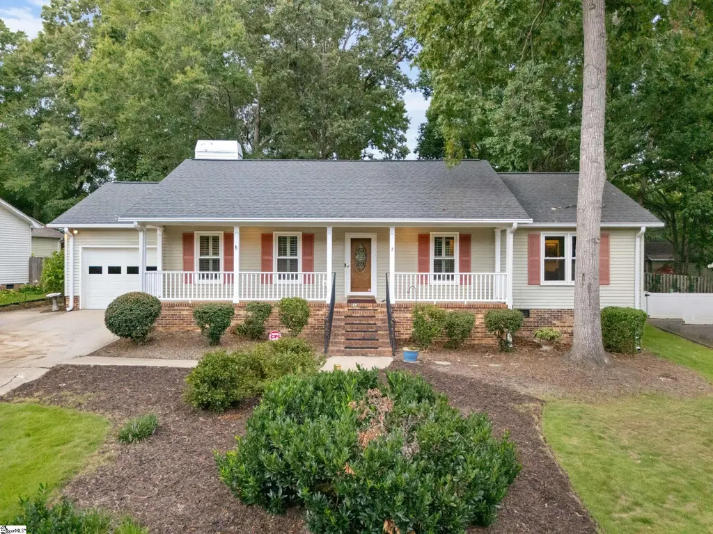 203 Fredericksburg Drive, Simpsonville