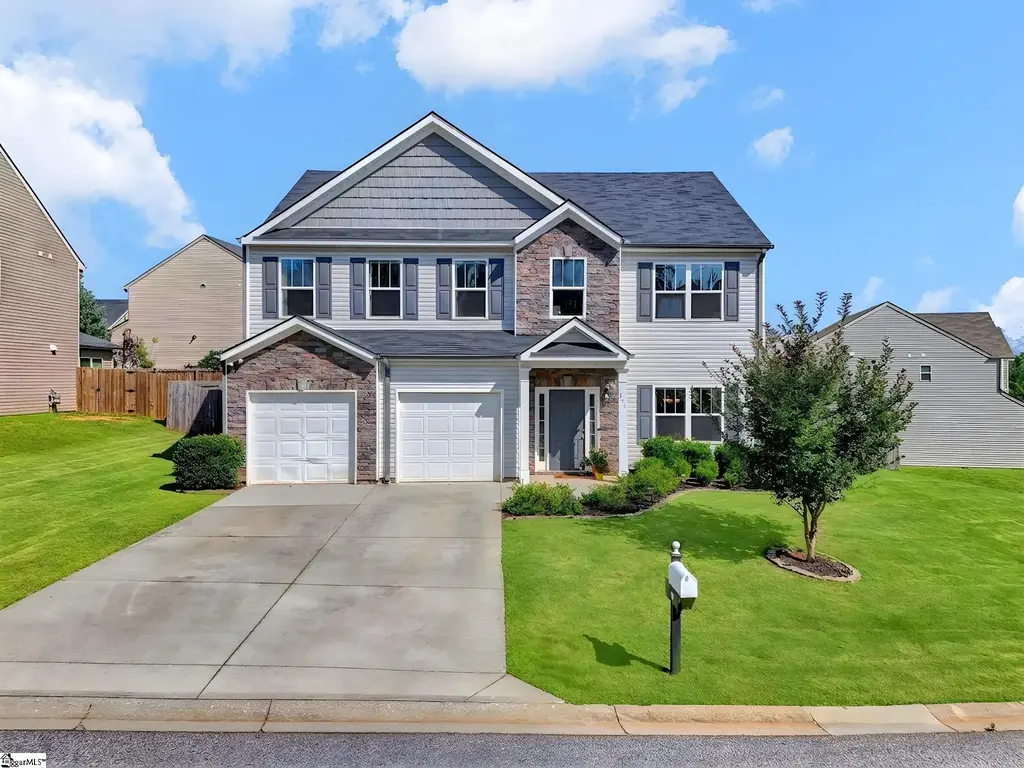 411 Jones Peak Drive, Simpsonville