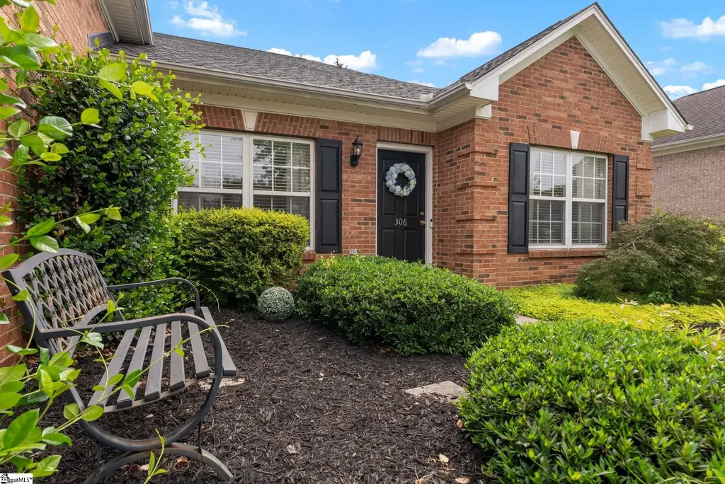 306 Jockey Court, Simpsonville