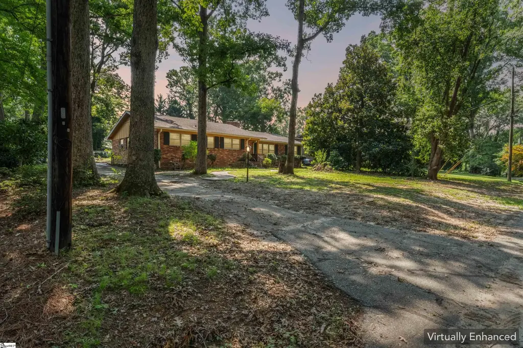 213 Dellrose Circle, Taylors