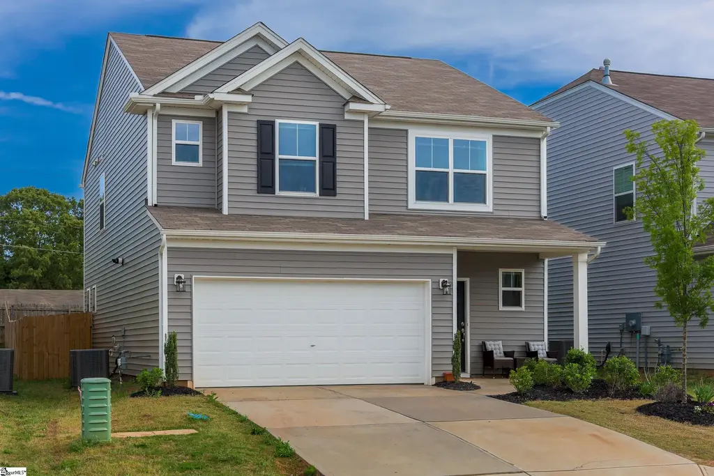 7037 Haddington Drive, Roebuck