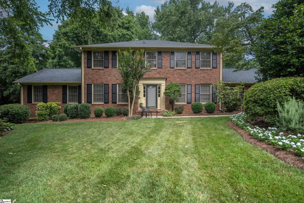 402 Stone Ridge Road, Greer