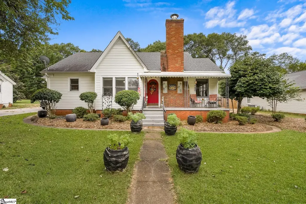 108 Poplar Drive, Greer