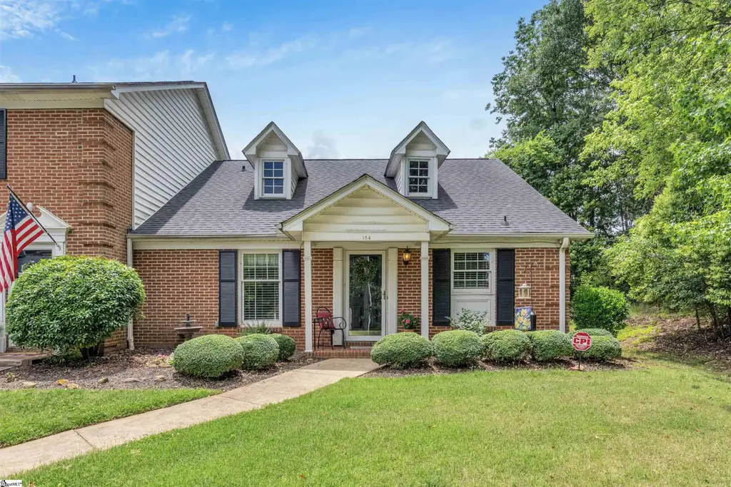 184 Buckstone Lane, Spartanburg