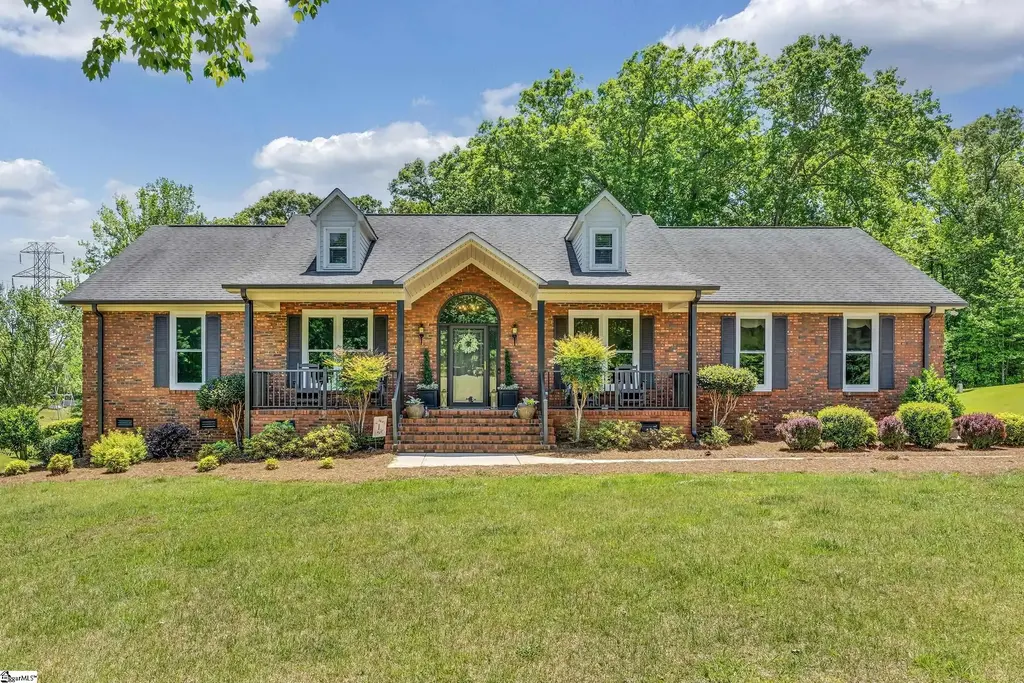 635 Dacusville Road, Marietta
