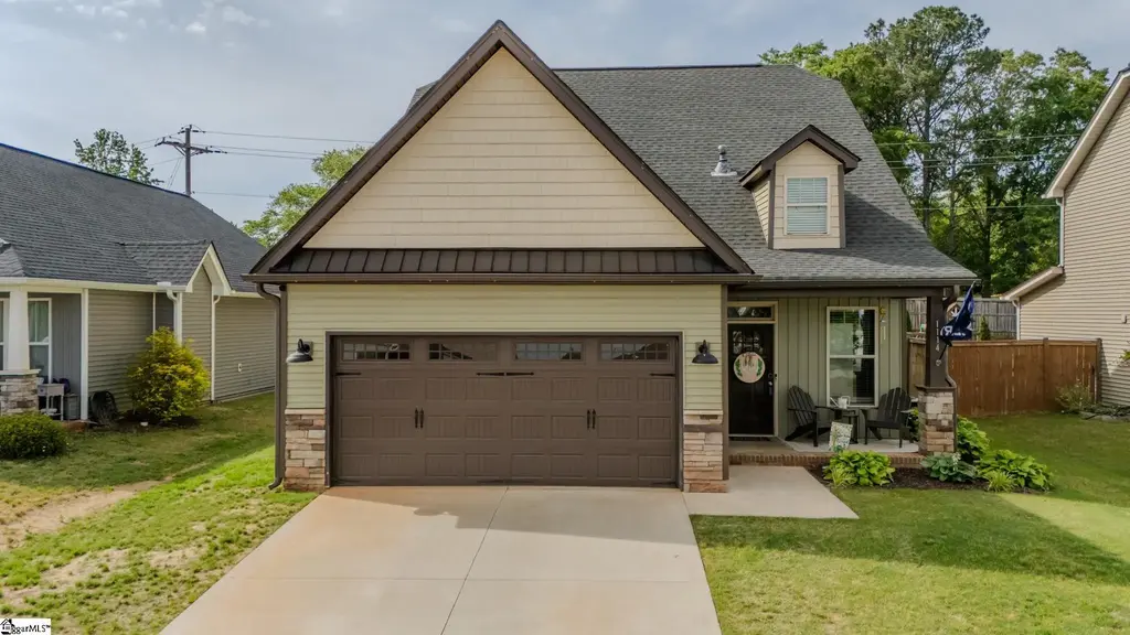 1114 Wanley Way, Boiling Springs
