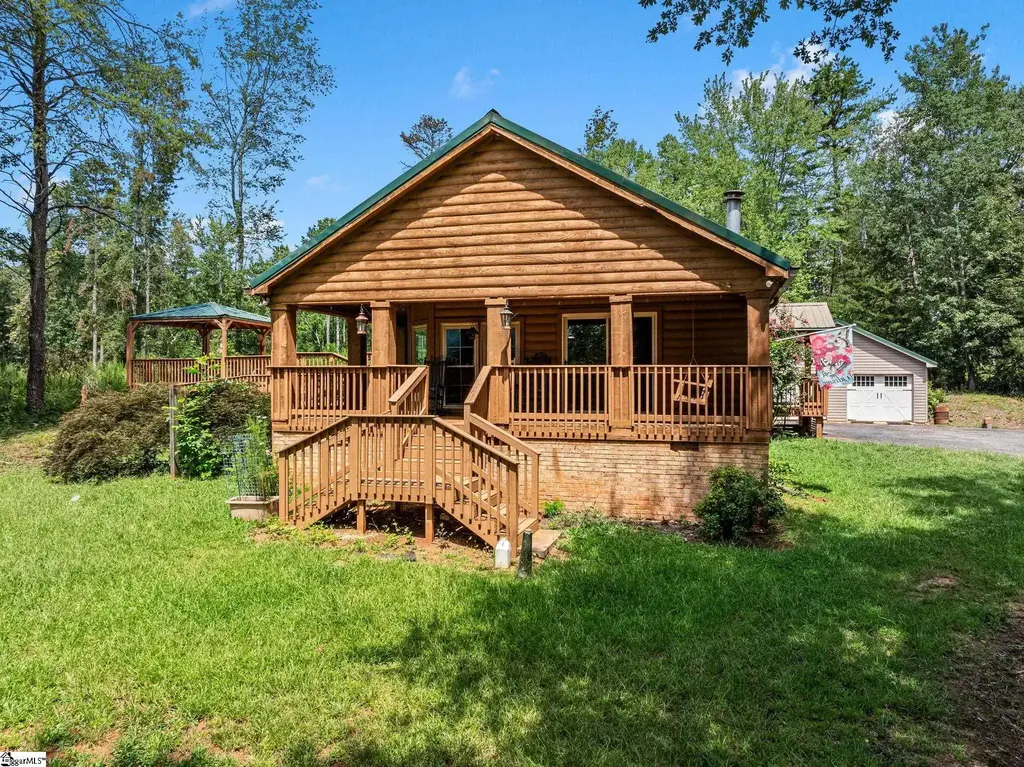 995 Foster Road, Inman