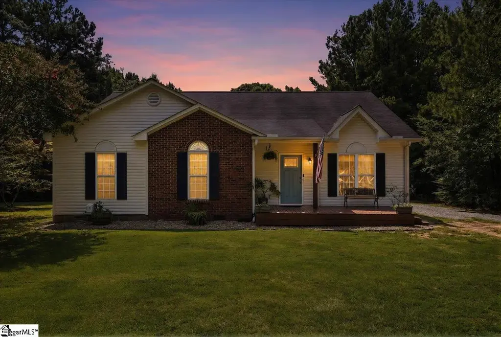 1129 Casey Road, Woodruff