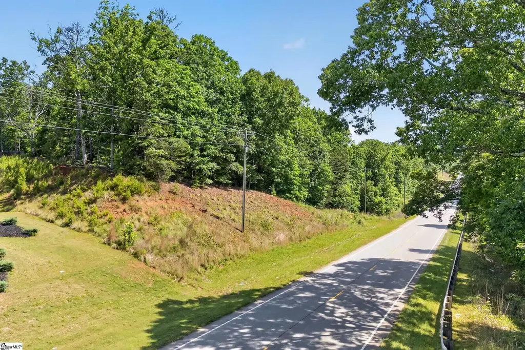Wells Highway, Seneca
