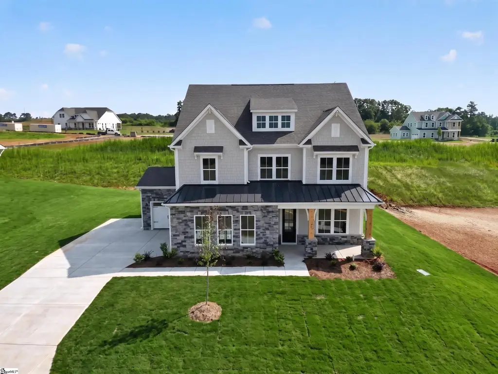 403 Rustic Outland Drive, Simpsonville