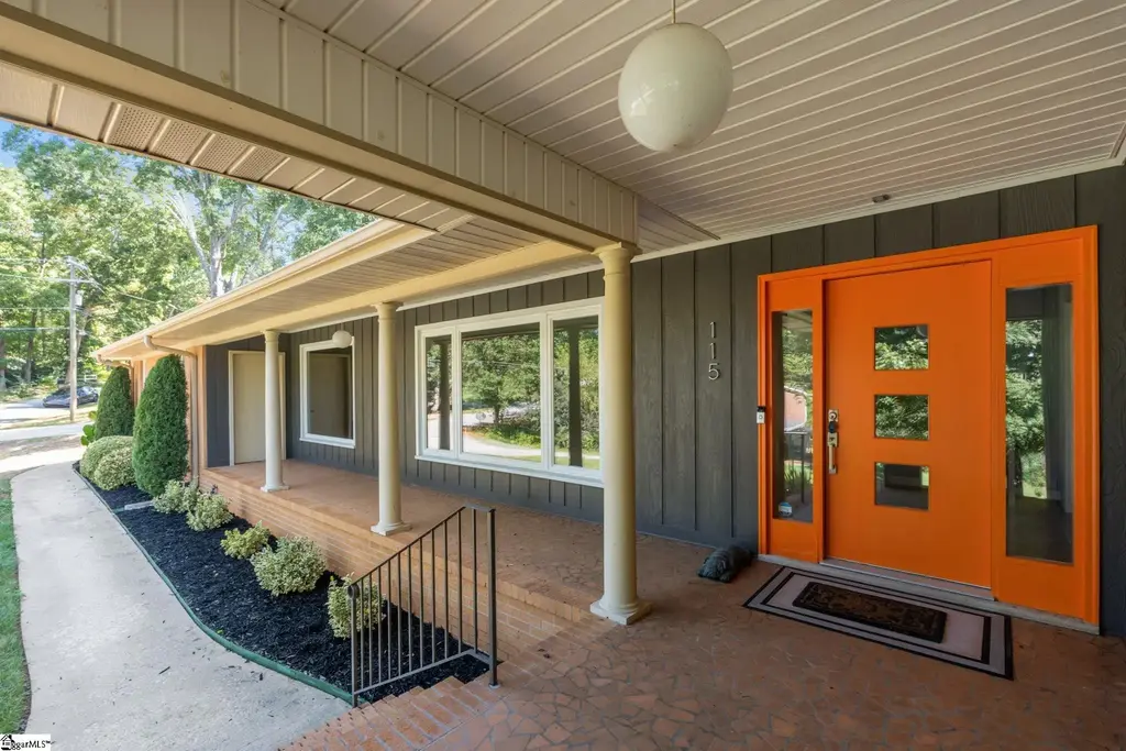 115 Cannon Lane, Taylors