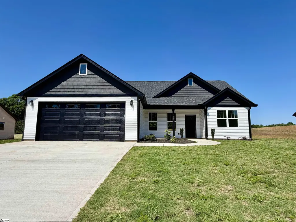 515 Bill Lattimore Road, Chesnee