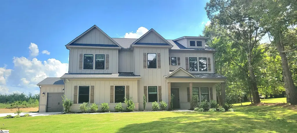 1820 Reidville Sharon Road, Greer