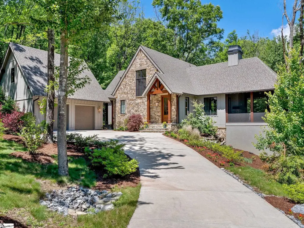 112 Blazing Star Trail, Landrum