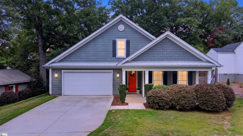 7 Tyler Street, Greenville