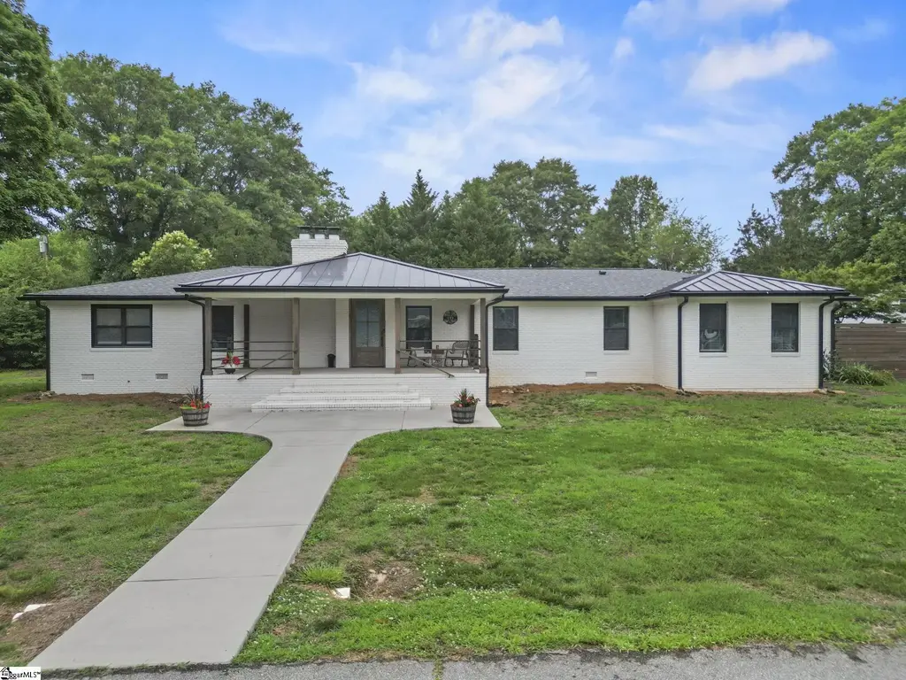 207 Oates Avenue, Easley