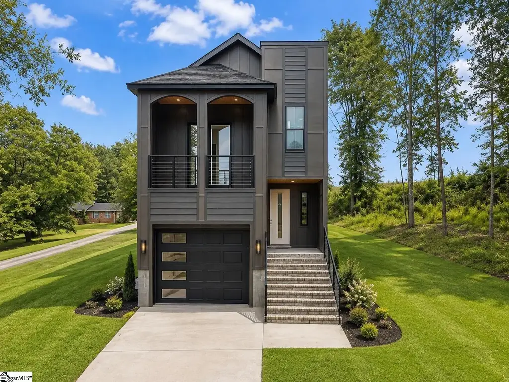 1010 Highland Road, Easley