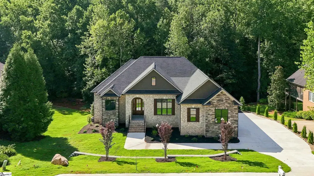548 Verdae Drive, Spartanburg