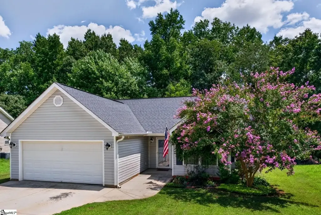 112 Slate Lane, Greer