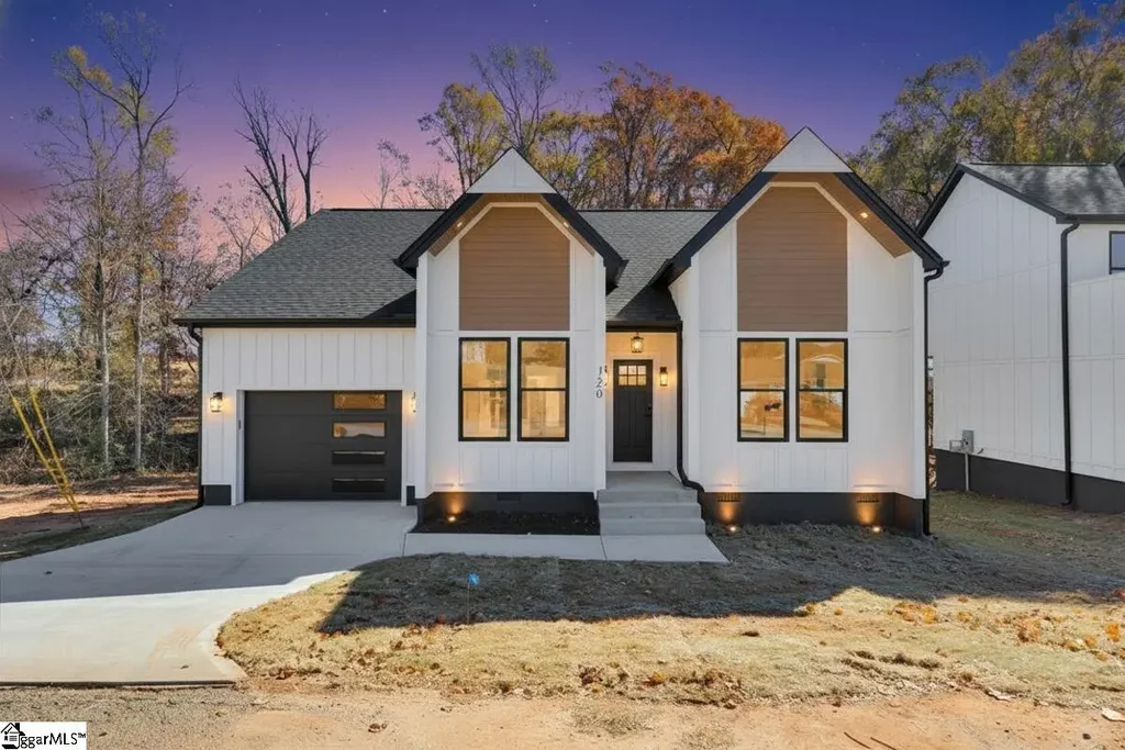 120 Lyman Avenue, Duncan