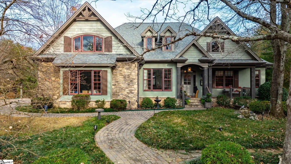 209 Courtside Trail, Travelers Rest