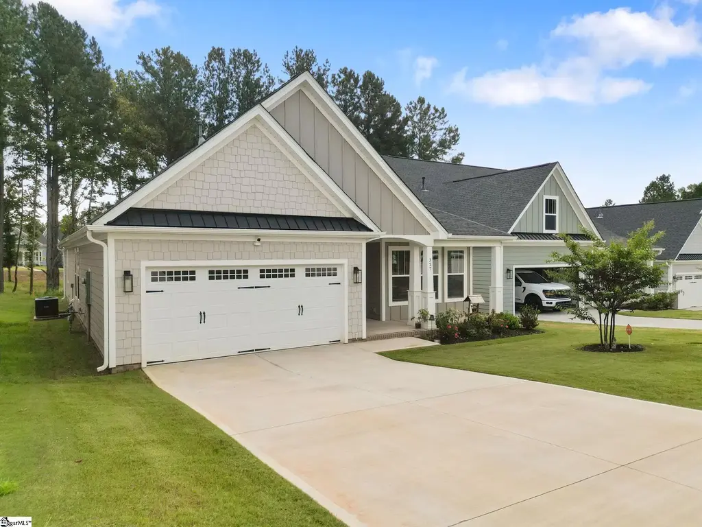 327 Wakelon Drive, Greer