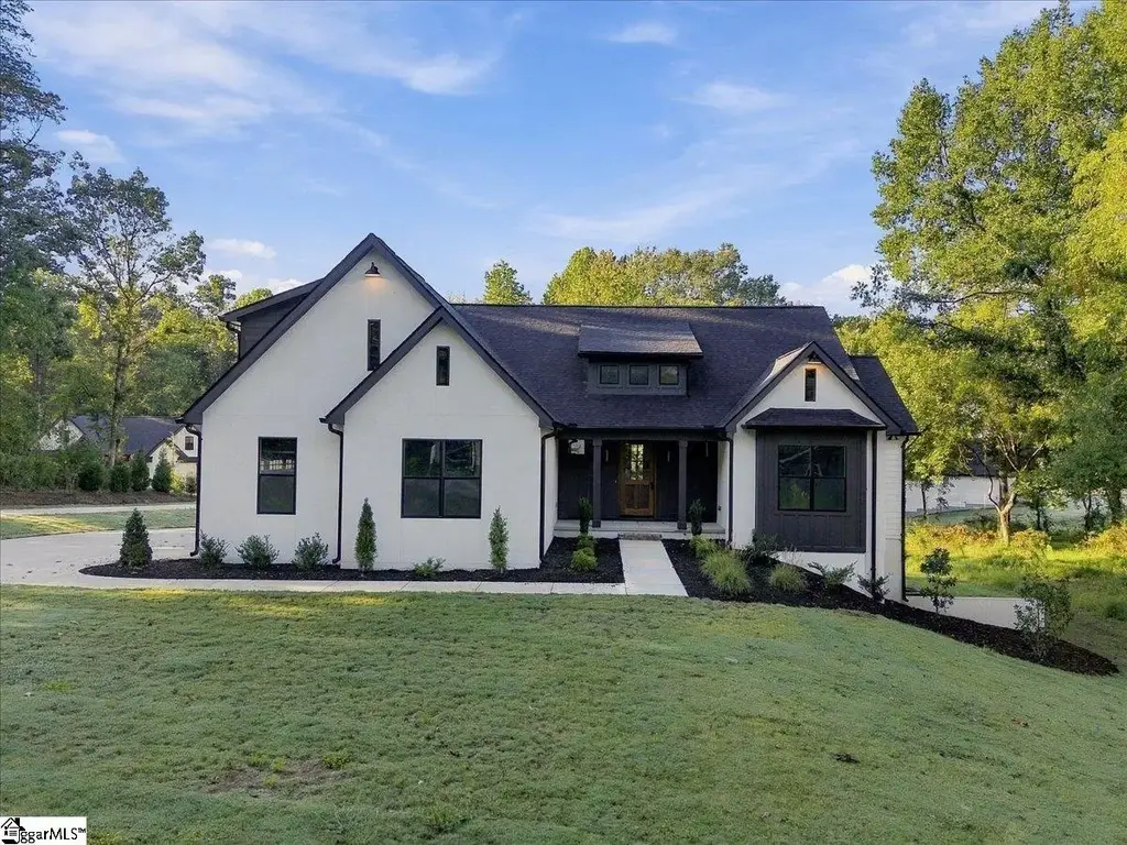 3798b Ballenger Road, Greer