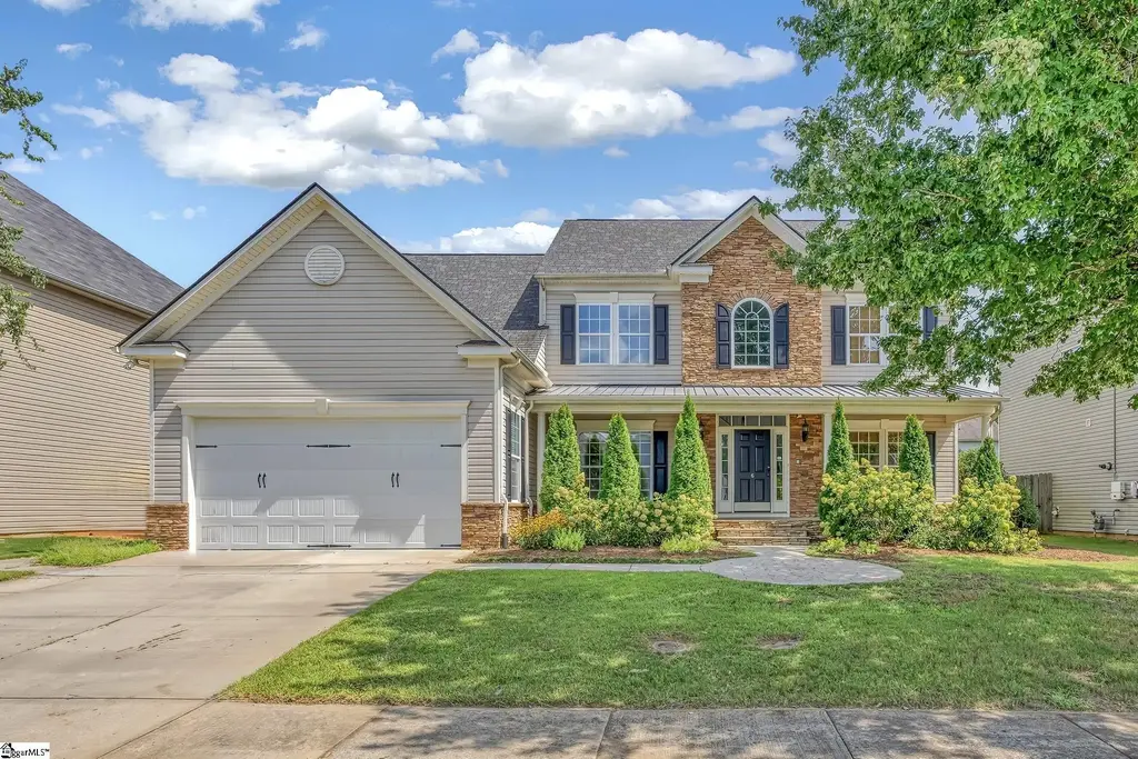 6 Stonebury Drive, Simpsonville