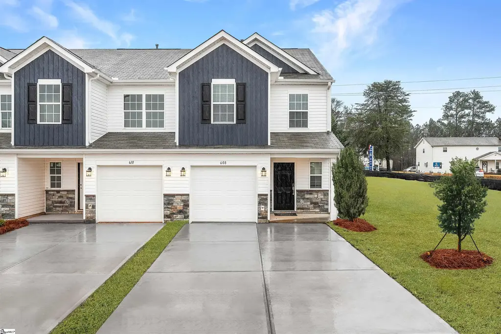 608 Curry Court, Spartanburg