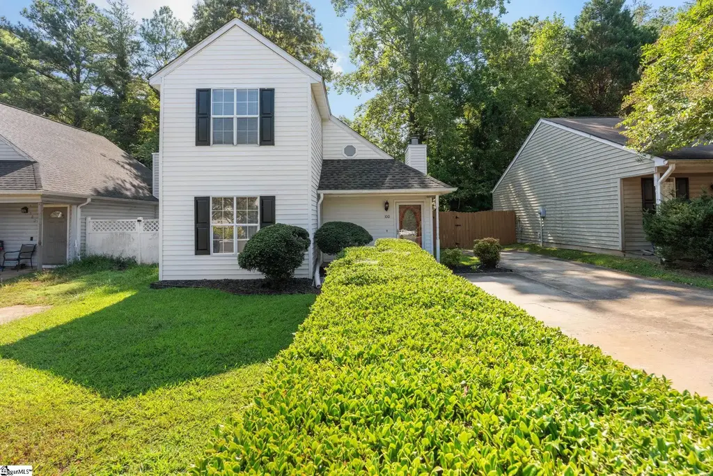 100 Mosspoint Drive, Greenville